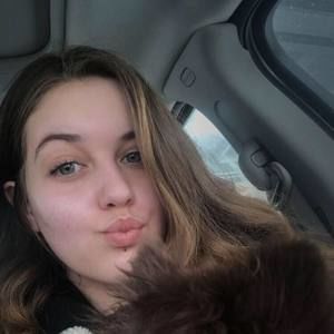 Meet your Posher, Kaylee